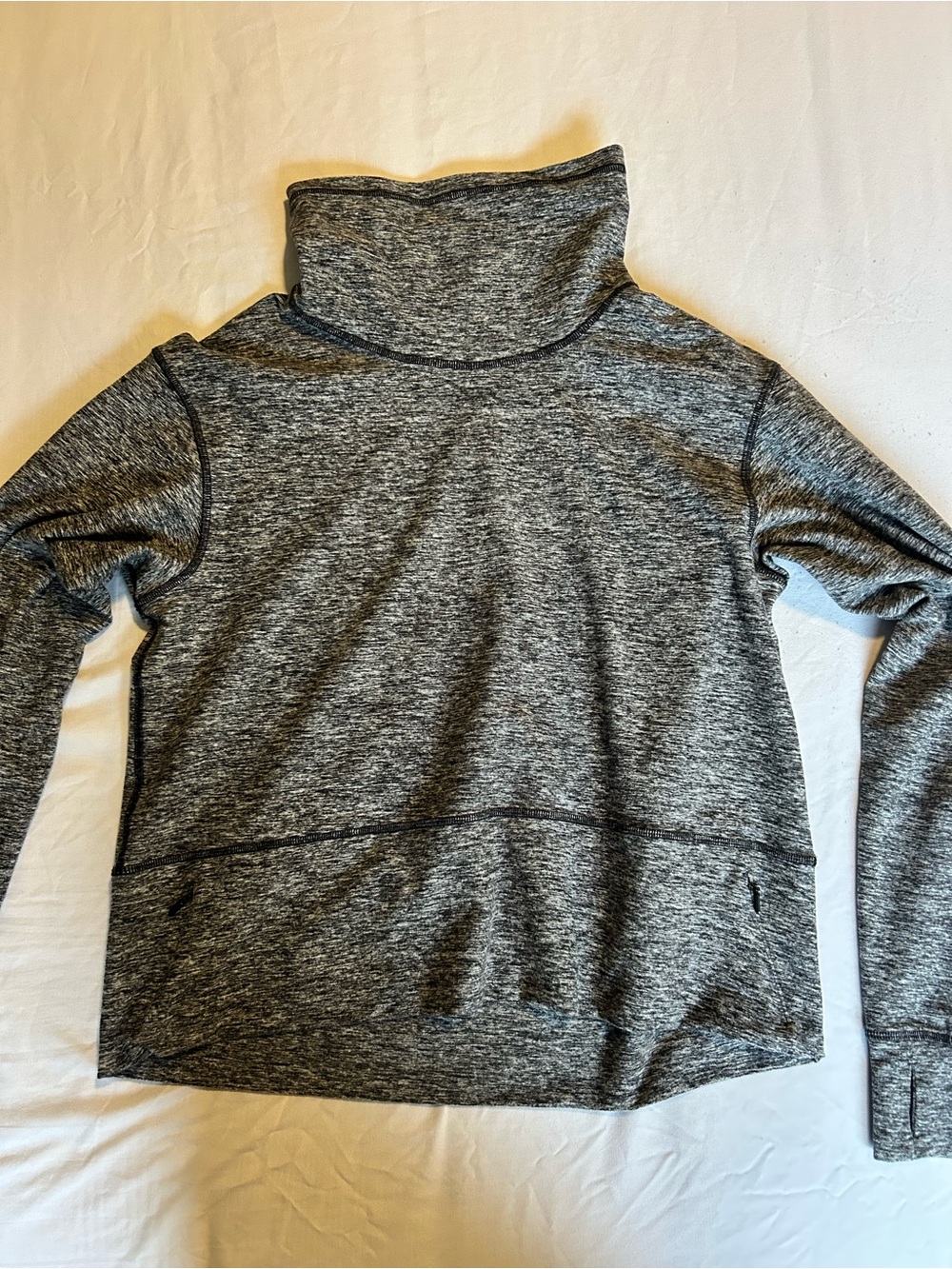 lululemon athletica Gray Heather Turtleneck Pullover Sweatshirt